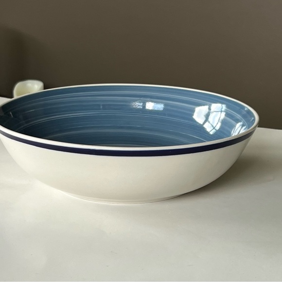 Gibson Everyday China “Tavernware Blue” 9 in serving/vegetable bowl - Picture 1 of 5
